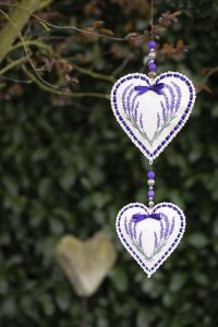 Schmuckherzen Lavendel vorne